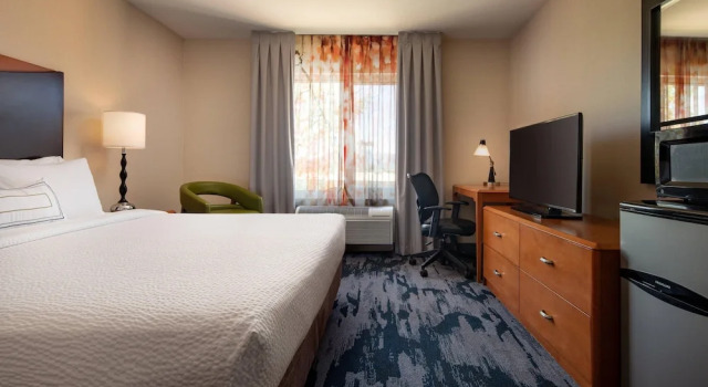 Двухместный номер Standard Fairfield Inn & Suites Redding