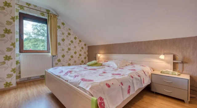 Gîte A La Violette, Rezervovat Hotel Hotely v Lutych s parkováním, Parkování