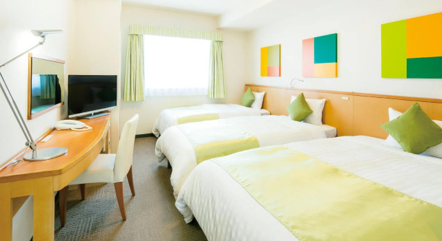 Трёхместный номер Hotel Lumiere Nishikasai