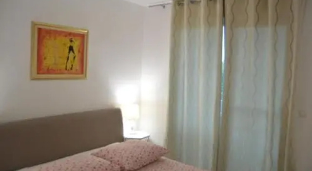 Apartment Ferara, Забронировать Апартаменты/квартира Муртер 