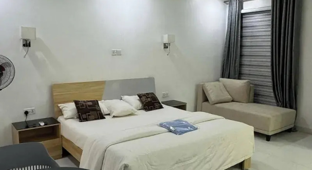 Апартаменты Luxury с балконом и с видом на город Precious Pavilion Apartment