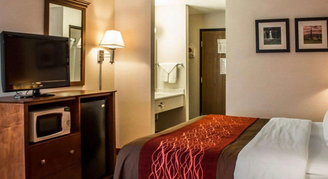 Двухместный номер Standard Quality Inn East Liverpool - Calcutta