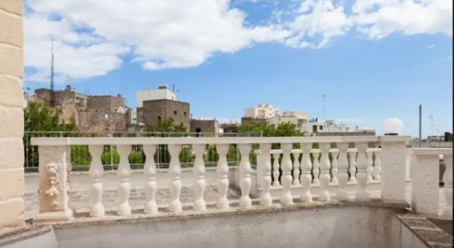 Casa Vittorio Veneto, Book Hotel Hoteller i Carovigno med parkering, Parkering