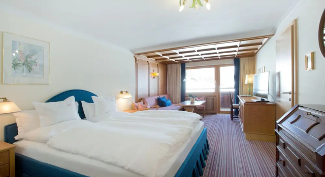 Полулюкс Hotel Angela