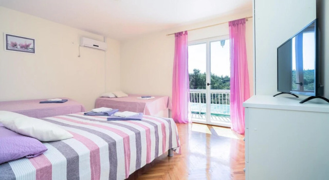 Stunning Apartment in Vitaljina With 3 Bedrooms, Wifi and Outdoor Swimming Pool