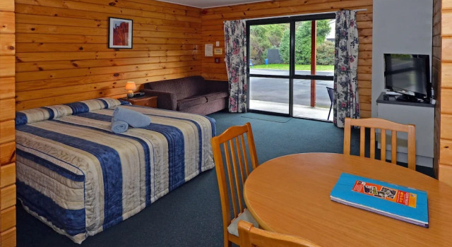 Студия Leith Valley Holiday Park & Motels