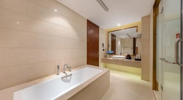 Двухместный люкс Executive Ramada by Wyndham Kunming Yiliang Resort