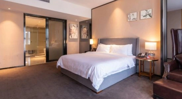 Люкс Executive KingStay Hotel
