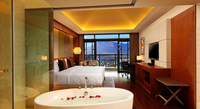 Номер Standard HUALUXE Hotels & Resorts Kunming