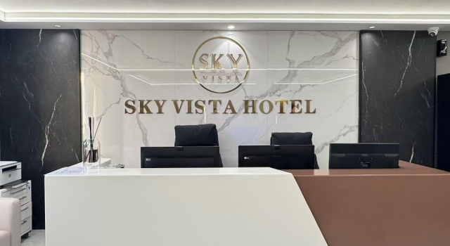Sky Vista Hotel