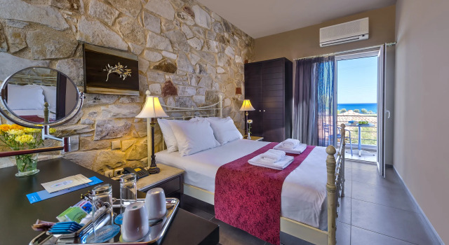 Mistral Hotel - Singles Only
