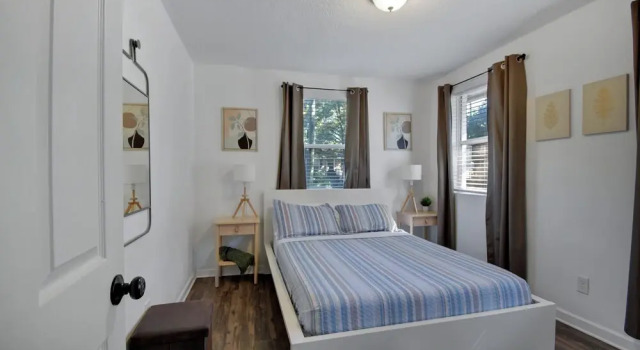 Downtown Jacksonville Retreat Pet-friendly With Hot Tub & Backyard Oasis, Book Vacation Home Jacksonville Florida