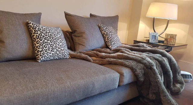 Hanger Lane Apartments (Peymans), Varaa Huoneisto Asunnot kohteessa Merseyside, Huoneisto