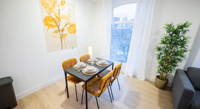 Alphabet 1 BR Apartment Ss177, Забронировать Апартаменты/квартира Scheepvaartkwartier Роттердам, рядом с Old Luxor Theater Rotterdam