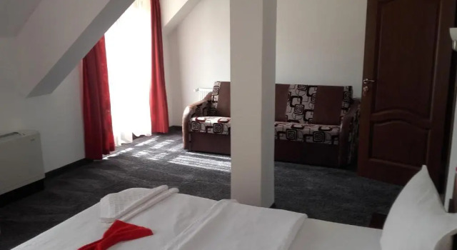 Pensiunea Maya, Varaa Hotelli Hotellit Prahova Valley pysäköinnillä, Pysäköinti