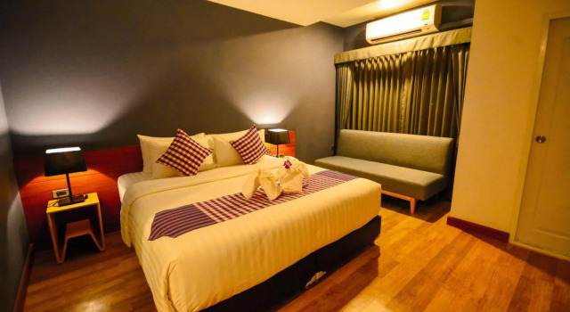 Comet Hotel Surat Thani, Забронировать Отель Отели Moo 4 3 звезды, 3*