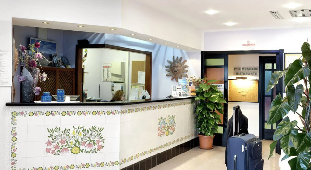 Hotel Majore, Забронировать Отель Отели Санта-Тереза-Галлура 4 звезды, 4*