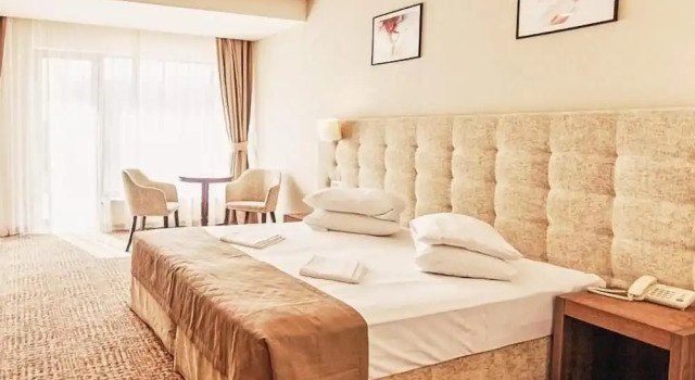 Двухместный номер Superior с балконом Grand Hotel