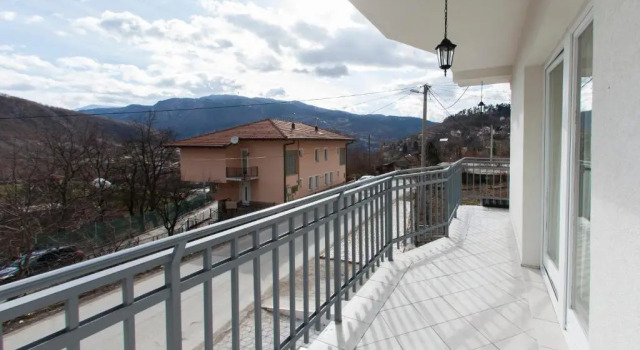 Трёхместный номер Standard с балконом Hotel Hayat Hills