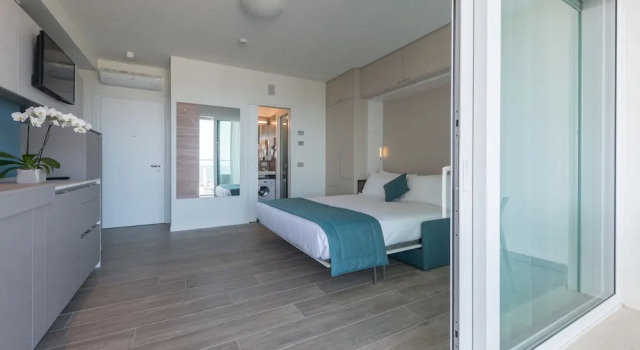 Двухместный номер Standard с видом на город Hesperia Hotel & Residence