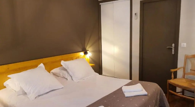Двухместный номер Standard Logis Hôtel Restaurant LEscarbille