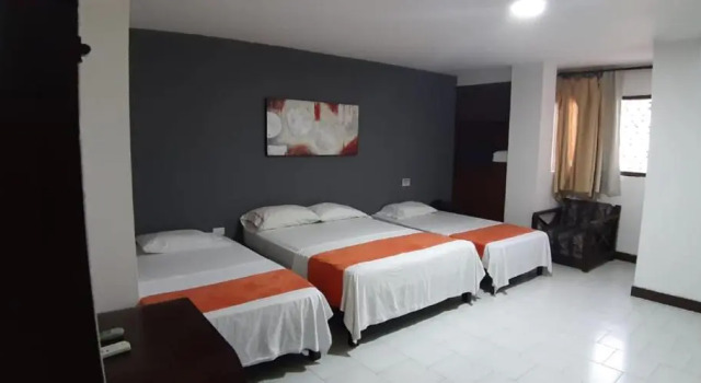 Полулюкс Hotel Exito Barranquilla