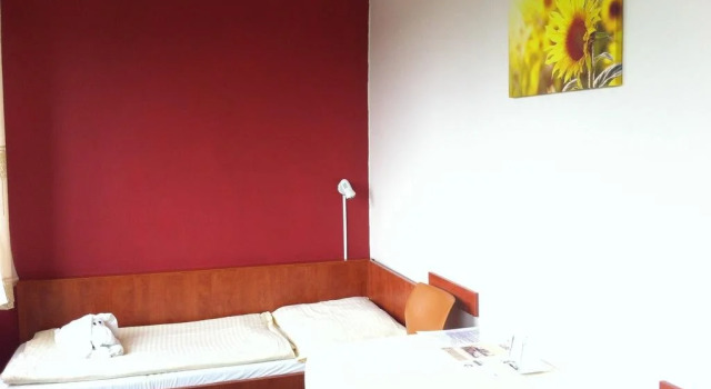 BEST Hotel Garni, Забронировать Отель Отели Оломоуц с завтраком, рядом с Стадион «Андрув», Завтраки