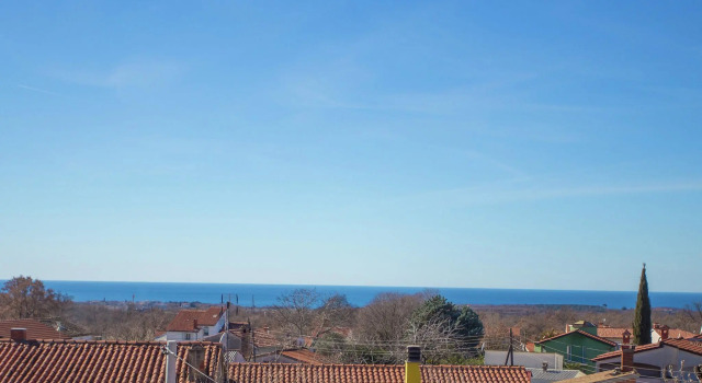 Rustically furnished holiday home with its own tavern, only 5 km from Porec