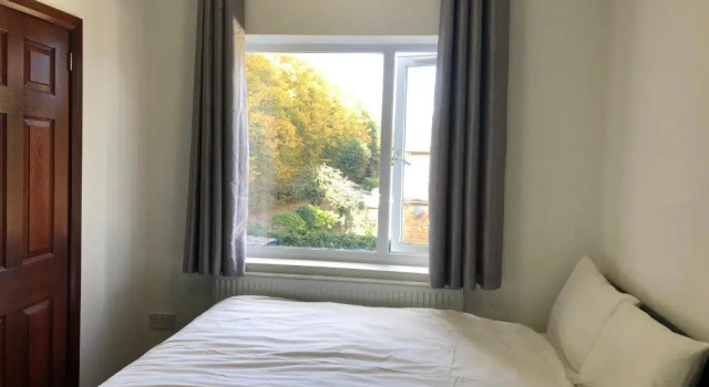 Lyttleton Guest House Limited, Забронировать Отель Аксбридж Middlesex
