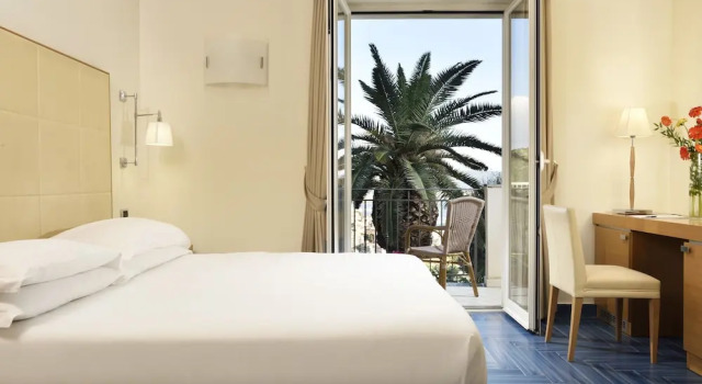 Двухместный номер Superior с частичным видом на море Hotel Raito