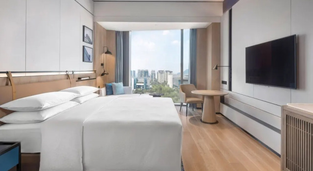 Двухместный номер Premium Four Points by Sheraton Guangzhou, Baiyun