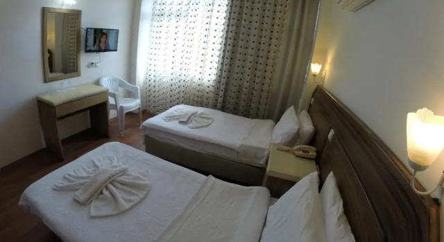 Двухместный номер Standard с балконом и с видом на море Hotel Berlin