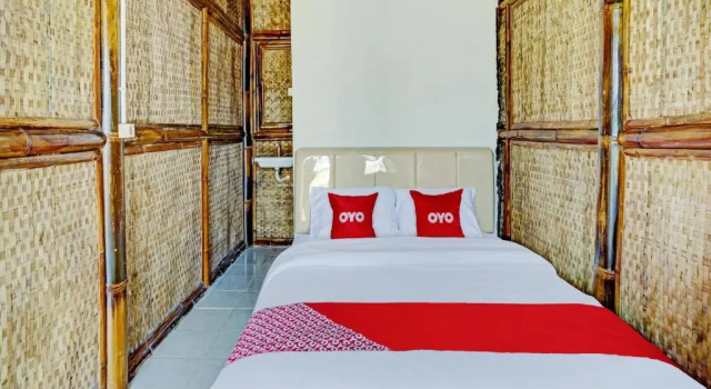 OYO 90225 Rumah Bambu Trawas syariah