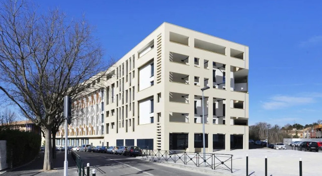 Nemea Aix-en-Provence, Rezerwuj Apartament Aix-en-Provence Carros
