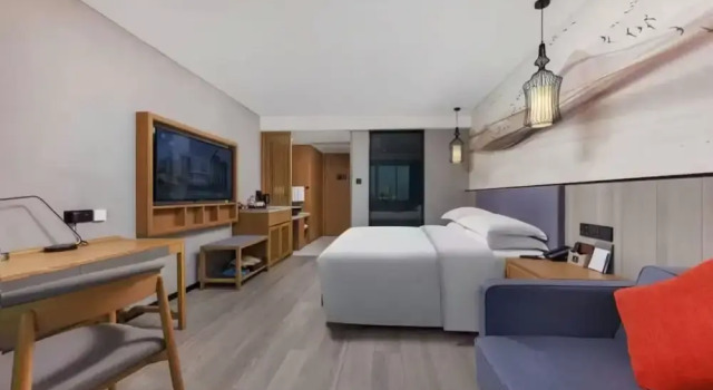 Номер Superior Mehood Lestie International Hotel Nancun Wanbo Metro Station Branch