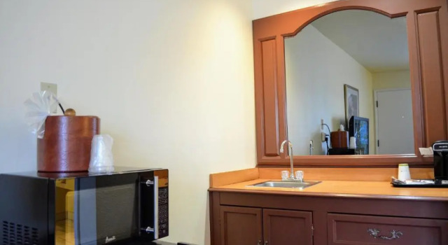 Люкс Sands Inn & Suites