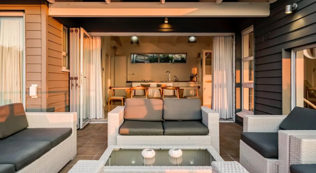 Bungalow on 4th, Забронировать Отель Отели Cape Peninsula с парковкой, Парковка