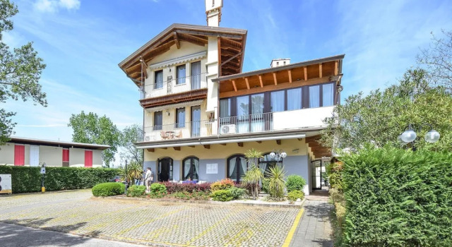 Beautiful Apartment in Albarella With