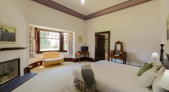 Люкс Deluxe Petersons Armidale Winery and Guesthouse