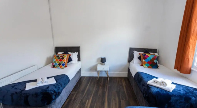 M18 Abbey Hey Guesthouse