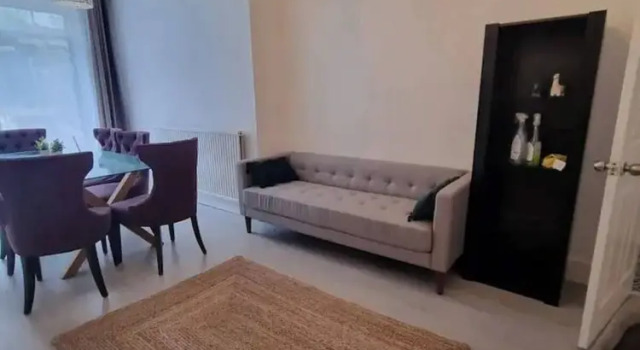 London Serenity House - 4 Bedrooms