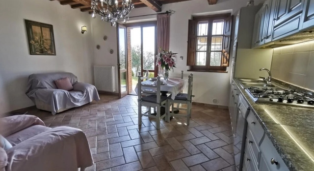 Вилла с 5 комнатами Villa Antonella