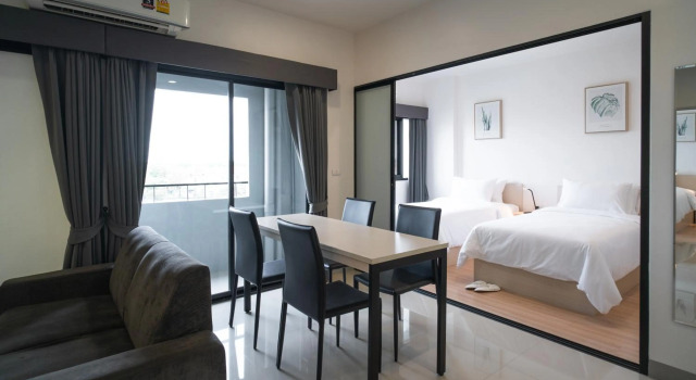KOS Hotel Suvarnabhumi Airport, Rezervovat Hotel Hotely v Central Thailand se snídaní, Snídaně