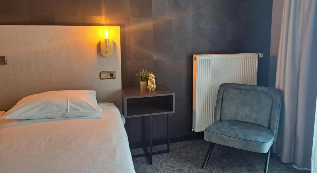 Трёхместный номер Comfort Parkhotel Horst - Venlo
