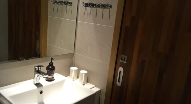 Standard- dobbelt værelse med altan Country Road B&B
