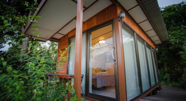 Студия Romyen House