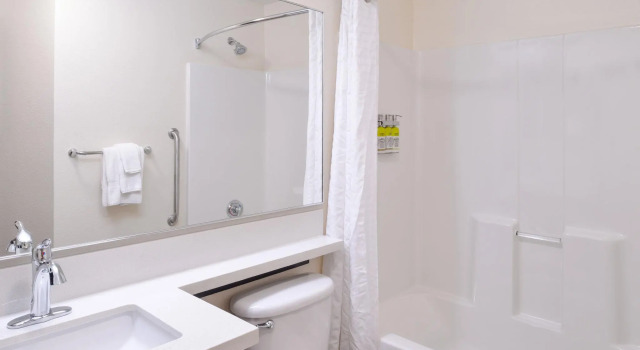 Номер Standard Candlewood Suites Paducah by IHG