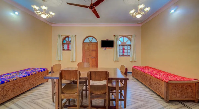 OYO 19757 Home Divine 3bhk Mandrem, Varaa Hotelli Mandrem Pohjois-Goa