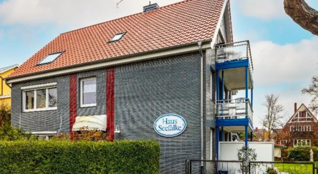 Haus Seefalke - 250m zum Meer, Забронировать Отель Отели в центре Куксхафен, в центре