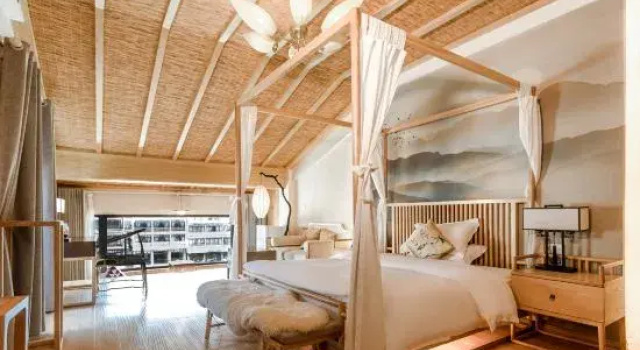 Люкс с 2 комнатами с видом на реку Fenghuang Yunqiao Free River View Boutique Homestay (Fenghuang Ancient City Yunqiao Branch)